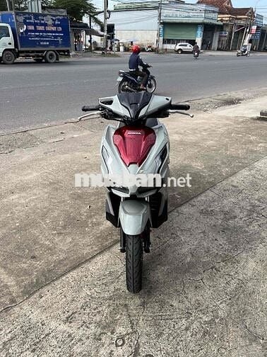 AB 4val 2025 3.900km chính chủ 60 có bán trả góp