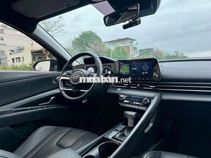 Hyundai Elantra 2022 1.6 AT Đặc biệt - 20000 km
