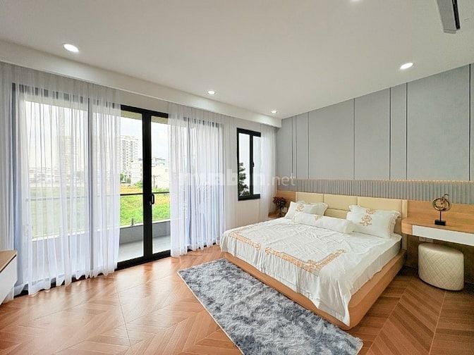 BÁN NHÀ PHỐ HIỆN ĐẠI KDC PHẠM HỮU LẦU, QUẬN 7