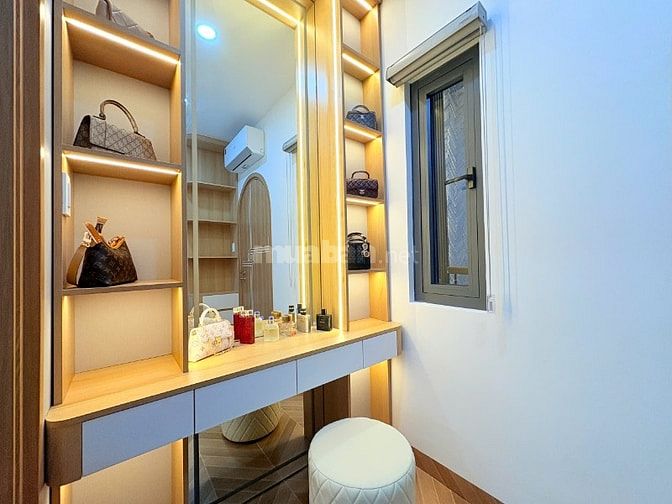 BÁN NHÀ PHỐ HIỆN ĐẠI KDC PHẠM HỮU LẦU, QUẬN 7