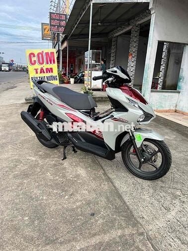 AB 4val 2025 3.900km chính chủ 60 có bán trả góp
