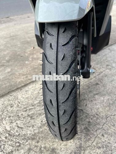 AB 4val 2025 3.900km chính chủ 60 có bán trả góp