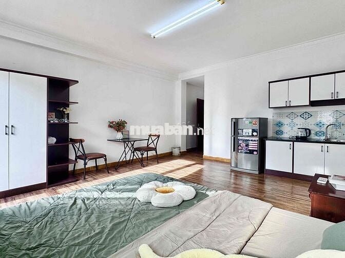 ✨Chính chủ phòng full nội thất có BAN CÔNG+thang máy ngay Lăng Cha Cả