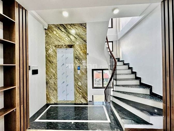 Nhà Mới Thang Máy Phố Xã Đà, Nguồn Kín, Giá Thương Lượng Tốt