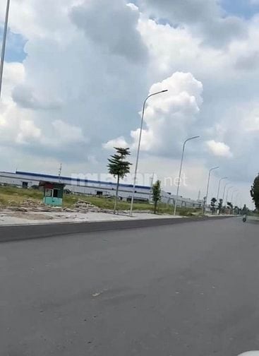 Cho thuê đất mạt tiền Lũy Bán Bích , Tân Phú , diện tích hơn:  5.000m2