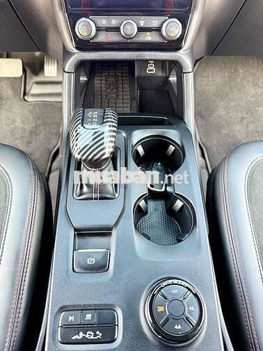 Ford Ranger Raptor 2.0L 4x4 AT 2025