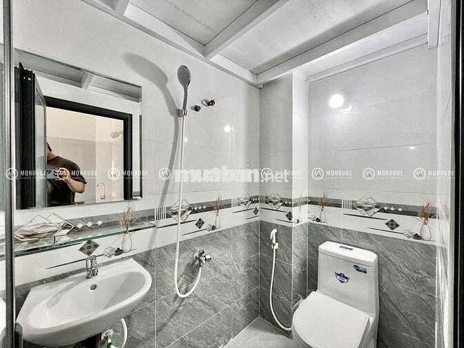 🌟CĂN HỘ 1 PHÒNG NGỦ TÁCH BẾP_NHÀ MỚI_THANG MÁY_NGAY CHỢ HOÀNG HOA THÁM