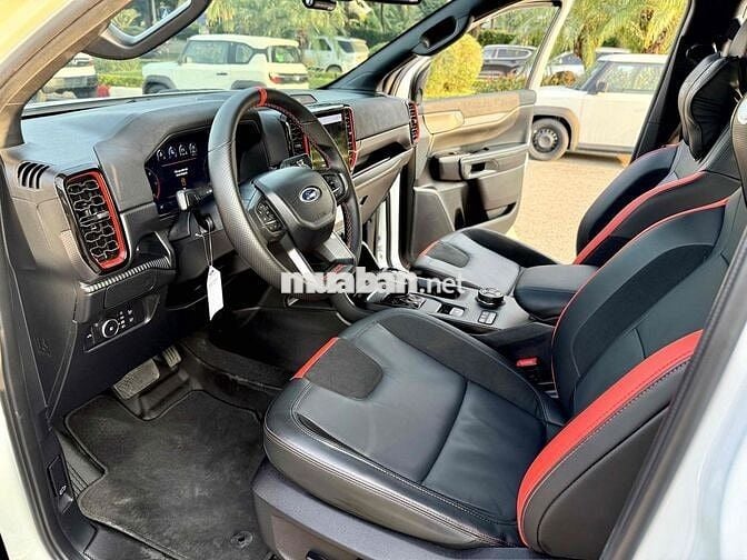Ford Ranger Raptor 2.0L 4x4 AT 2025