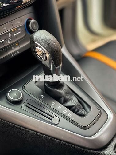 Ford Focus 2018 độ Full đồ chơi, đẹp trong tầm giá