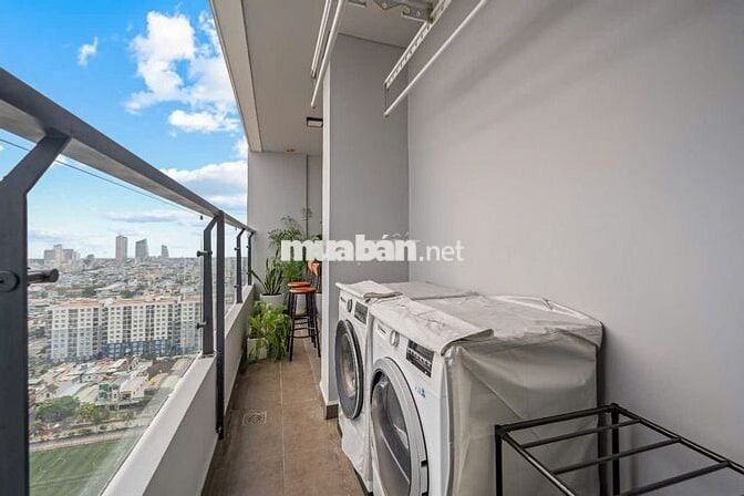 Cho thuê CH 3PN Monarchy, Full nội thất, view sông Hàn, dọn vào ở ngay