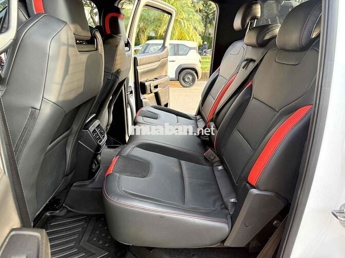 Ford Ranger Raptor 2.0L 4x4 AT 2025