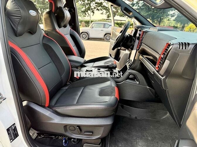 Ford Ranger Raptor 2.0L 4x4 AT 2025