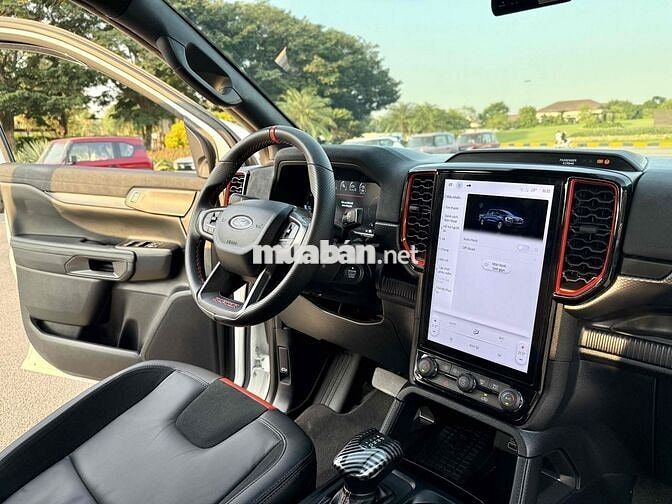 Ford Ranger Raptor 2.0L 4x4 AT 2025