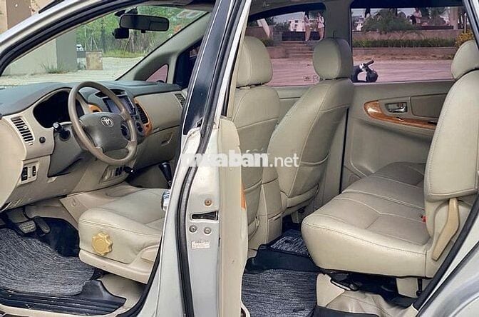 Toyota Innova 2008 Bạc Tự động