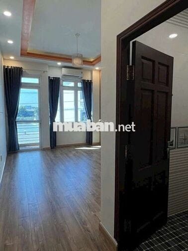 Nhà mới sẵn nội thất 5pn 5wc MT liên khu 2-5 .cách lê văn khương 100m