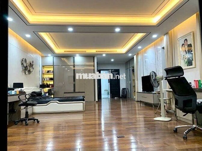 Cho thuê nhà hẻm xe hơi 29/ Đoàn Thị Điểm, Phường 1, Quận Phú Nhuận