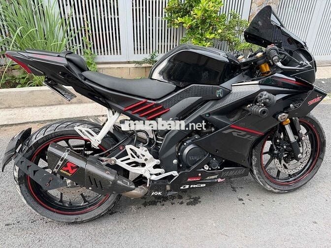 Yamaha R15V3 Đen Côn tay