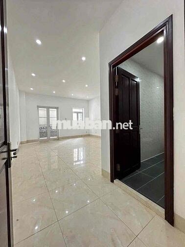 CHO THUÊ NHÀ MẶT TIỀN LÝ THÁI TỔ CẦN THƠ