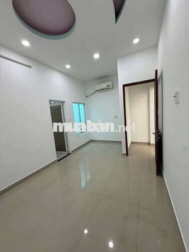 Nhà ngay chợ hiệp Bình, hbchanh,Thủ Đức