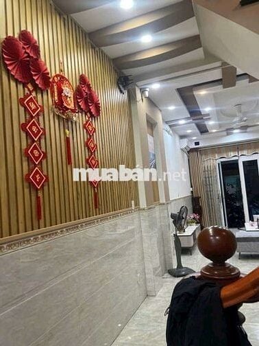 Nhà mới sẵn nội thất 5pn 5wc MT liên khu 2-5 .cách lê văn khương 100m