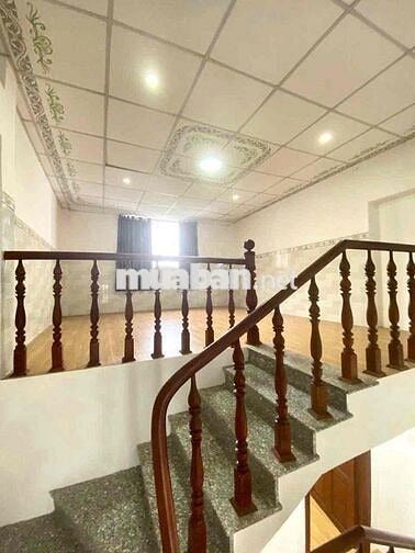 NHÀ CHO THUÊ: TRỆT LỬNG LẦU - FULL MÁY LẠNH - KDC CTY 8