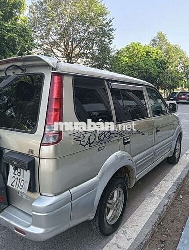 Mitsubishi Jolie 2003 8 chỗ Vàng cát