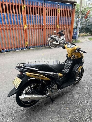 yamaha novo 5 Fi máy êm giá tốt giấy tờ đầy đủ