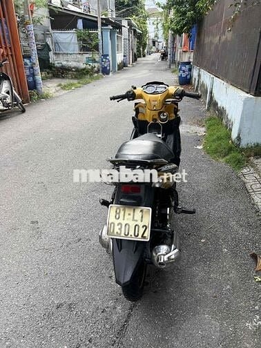 yamaha novo 5 Fi máy êm giá tốt giấy tờ đầy đủ