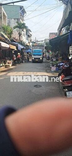 NHÀ HẺM XE HƠI.HẺM CỤT.GẦN CHỢ.KHU DÂN CƯ ĐÔNG ĐÚC. KHU VỰC AN NINH