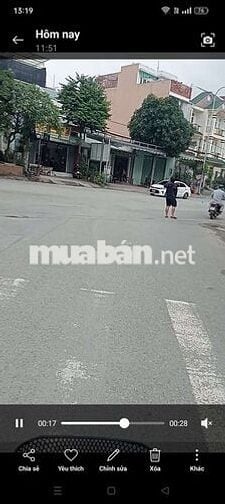 Nhà mới 3 tầng kdc bình hưng DT 4.5m x 18m trệt 2 lầu