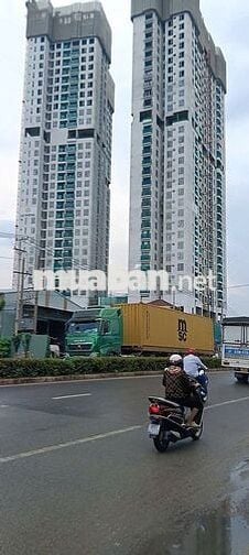 Bán đất tặng nhà Vĩnh Phú 20, Cách Vạn Phúc City 7km, Đối diện Emerald