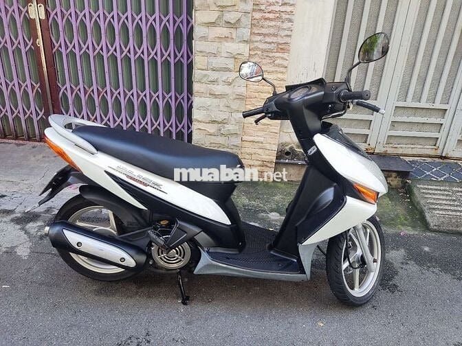 Honda Click 2007 Trắng-Đen
