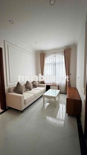 CHÍNH CHỦ CHO THUÊ VILLA 5 PHÒNG – FULL NỘI THẤT – SÂN VƯỜN RỘNG