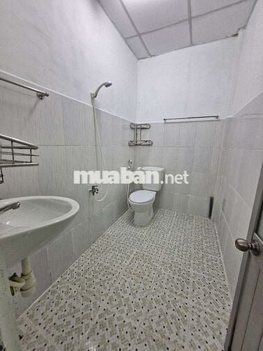 Cho thuê nhà sạch đẹp Full nội thất