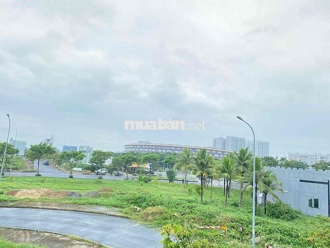 CHO THUÊ PHÒNG STUDIO MỚI KÍT – SÁT FPT COMPLEX