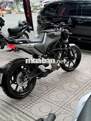 Husqvarna Svartpilen 200 – Đăng ký 2023, odo 9.500