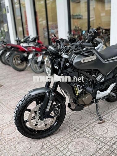 Husqvarna Svartpilen 200 – Đăng ký 2023, odo 9.500