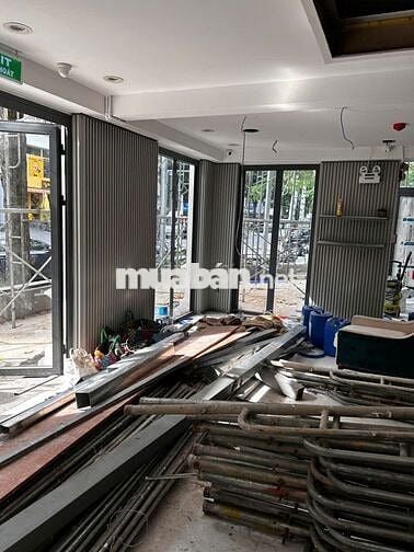 CHO THUÊ MẶT BẰNG PHÚ MỸ HƯNG - TRỆT - HẦM - LỬNG - CĂN GÓC