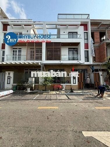 Cho thuê biệt thự cao cấp Đạt Gia Garden, là căn góc 2MT, 25tr/tháng.