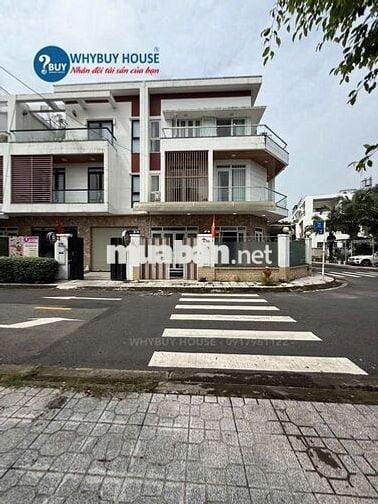 Cho thuê biệt thự cao cấp Đạt Gia Garden, là căn góc 2MT, 25tr/tháng.