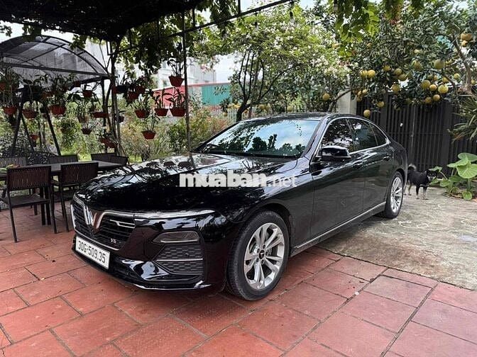 Vinfast Lux A Plus 2020 Đen 80.000 km