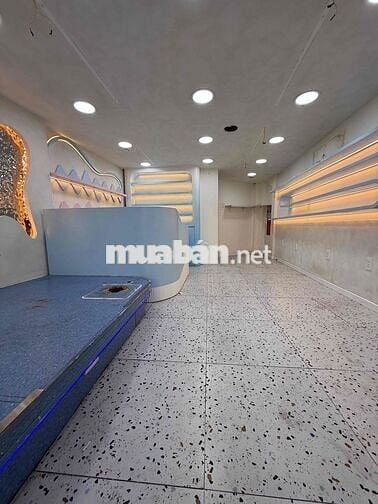 Cho thuê nhà nguyên căn MT ngay vòng xoay Q1 Q3 Q5 Q10