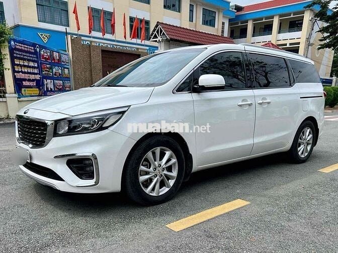 Kia Sedona 2020 GAT Premium  - 85000 km