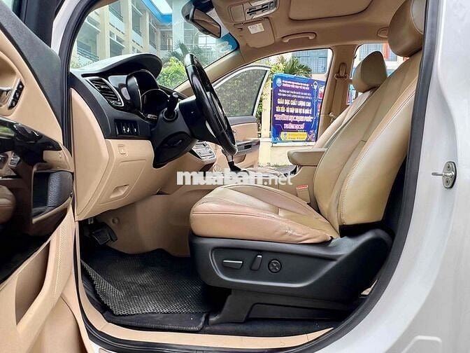 Kia Sedona 2020 GAT Premium  - 85000 km