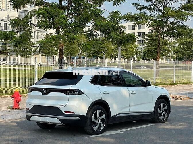 VinFast VF8 ECO 2025 Limited full ADAS mới nhất
