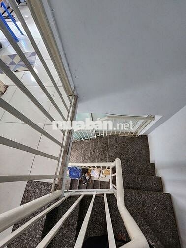 BÁN NHÀ 3 TẦNG HẺM XE TẢI TRÁNH ĐS LINH XUÂN CHỈ 2.55 TỶ TL