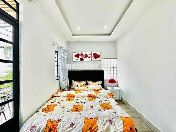 Trệt 1 lầu 4*12; 2pn full nội thất 2 máy lạnh