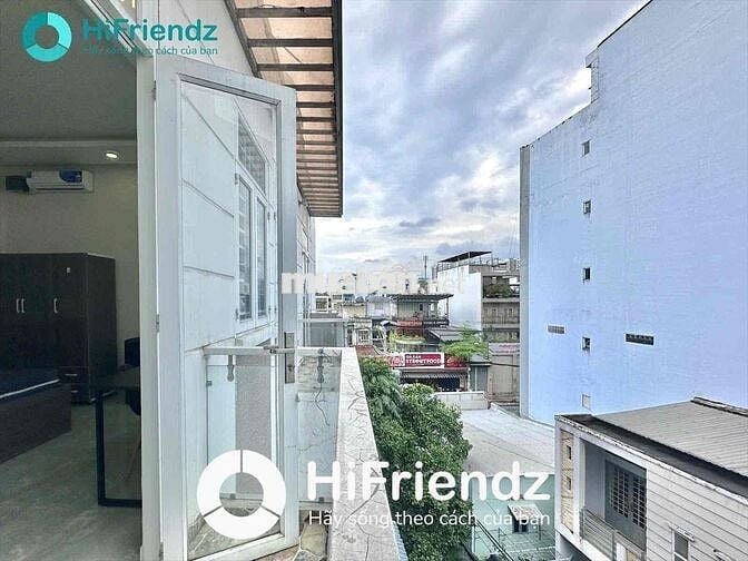 Nguyên tầng căn góc 80m2, 3 ban công, 2 phòng ngủ