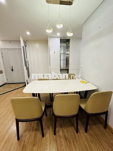 Golden Palace - Mễ Trì đang trống CH 120m2 3PN đủ đồ đẹp giá 18tr/th