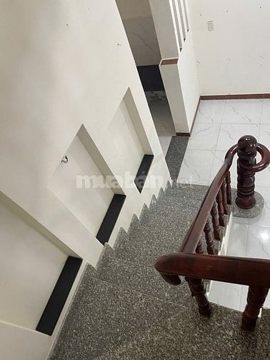 🏠 CHO THUÊ NHÀ 1 TRỆT 1 LẦU – MẶT TIỀN KINH DOANH 📏 Diện tích: 105m²